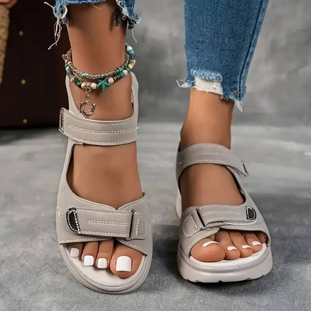 Hilde™ – Bequeme Orthopädische Keilsandalen